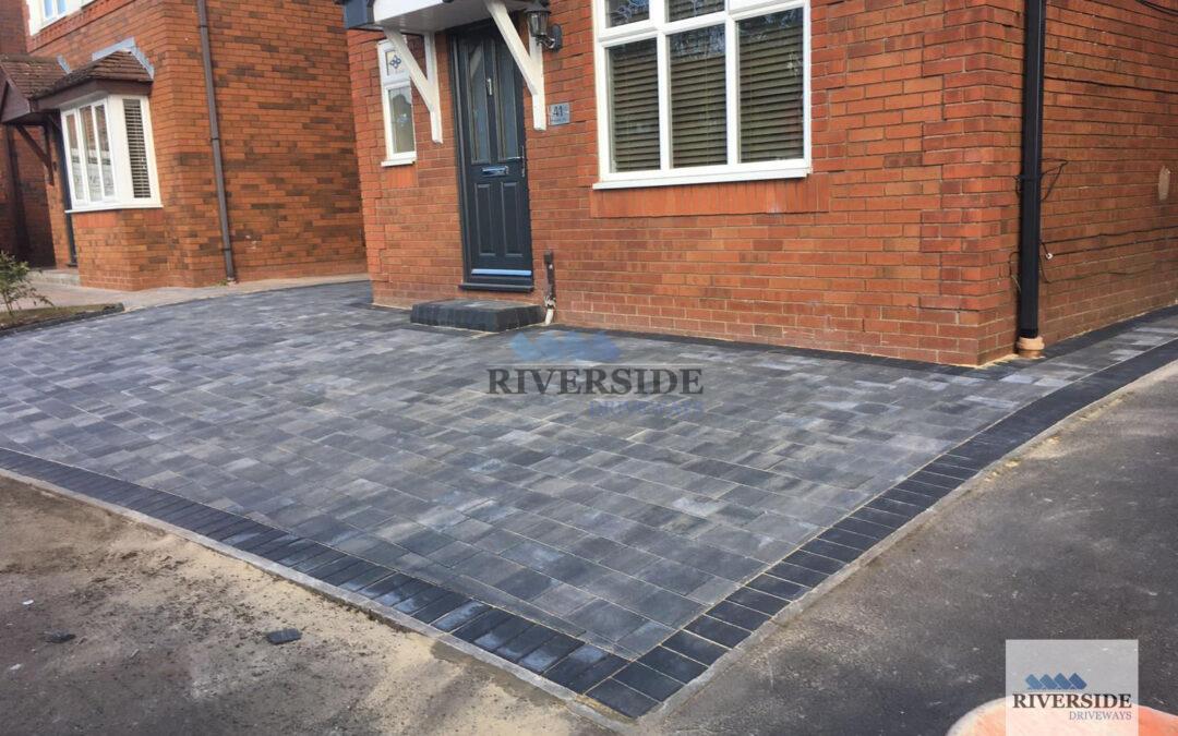 Glossop block paved